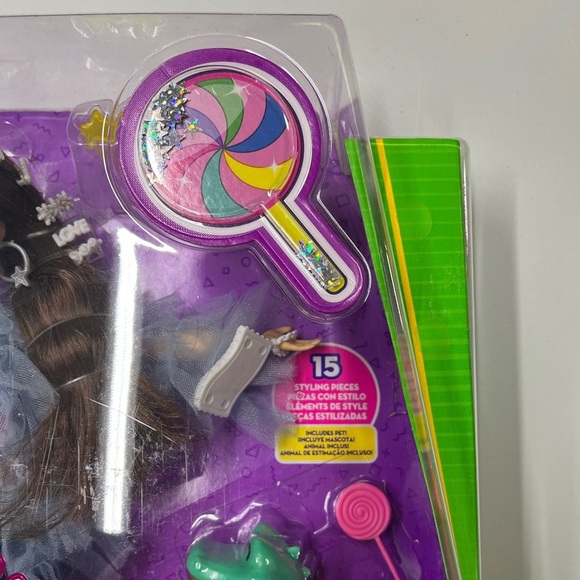 NEW Barbie Extra Doll & Accessories #9 Long Brunette Hair & Pet Crocodile 3+ - Picture 14 of 14
